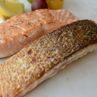 salmon con piel crujiente