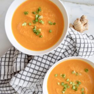 CREAMY CARROT GINGER SOUP